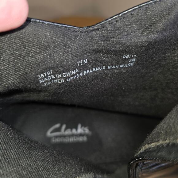 Clarks Bendables Ingalls Mood Black Leather Ankle Booties Boots Size 7.5 - Picture 7 of 7